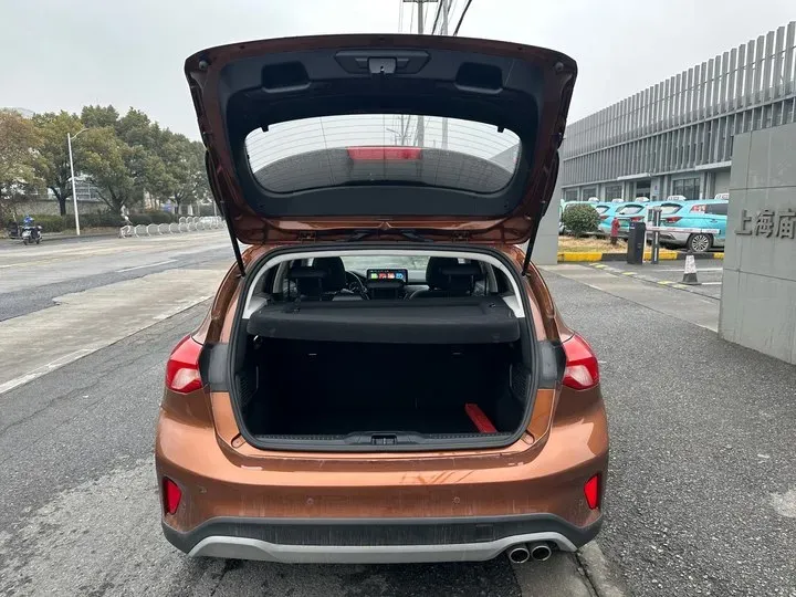 2020 Ford Focus Active 1.5T 174HP L3 8AT,autocango,china used car exporter,china ev exporter,chinese used car exporter,chinese used ev exporter