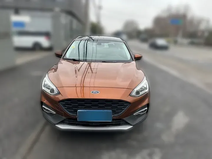 2020 Ford Focus Active 1.5T 174HP L3 8AT,autocango,china used car exporter,china ev exporter,chinese used car exporter,chinese used ev exporter