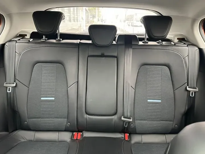 2020 Ford Focus Active 1.5T 174HP L3 8AT,autocango,china used car exporter,china ev exporter,chinese used car exporter,chinese used ev exporter