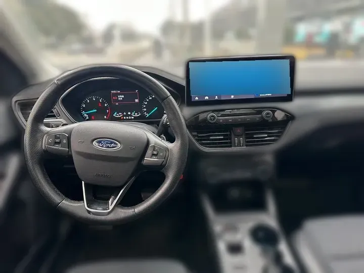 2020 Ford Focus Active 1.5T 174HP L3 8AT,autocango,china used car exporter,china ev exporter,chinese used car exporter,chinese used ev exporter