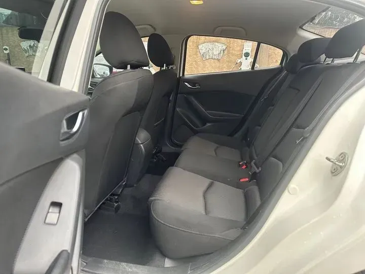 2016 Mazda 3 Axela 1.5L 117HP L4 6AT,autocango,china used car exporter,china ev exporter,chinese used car exporter,chinese used ev exporter