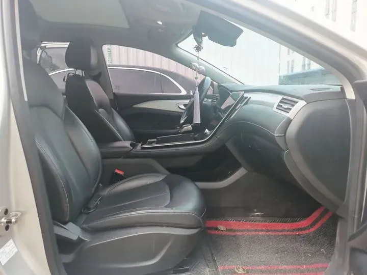 2021 Rising Auto ER6 BEV 69.9KWH,autocango,china used car exporter,china ev exporter,chinese used car exporter,chinese used ev exporter