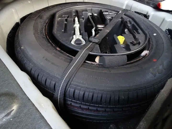 2010 Peugeot 307 1.6L 106HP L4 4AT,autocango,china used car exporter,china ev exporter,chinese used car exporter,chinese used ev exporter