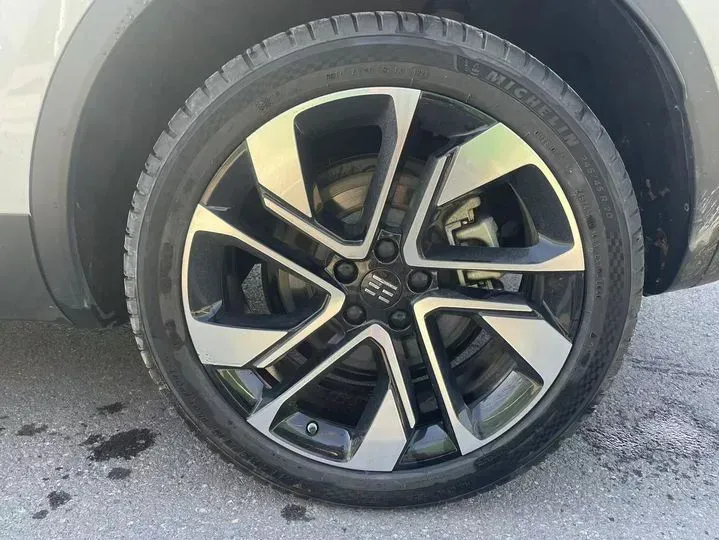 2021 Enovate ME5 Range Extended 98HP REEV 30.6KWH,autocango,china used car exporter,china ev exporter,chinese used car exporter,chinese used ev exporter