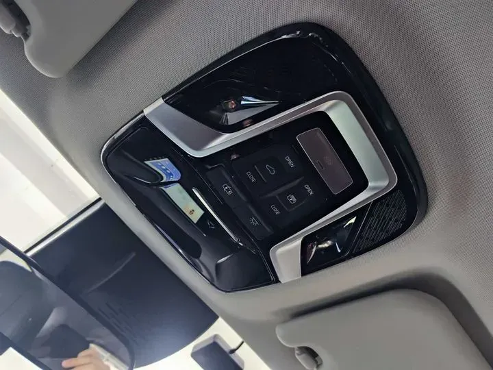 2024 JAC X8 PLUS 1.5T 184HP L4 7DCT,autocango,china used car exporter,china ev exporter,chinese used car exporter,chinese used ev exporter