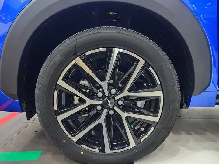 2024 JAC X8 PLUS 1.5T 184HP L4 7DCT,autocango,china used car exporter,china ev exporter,chinese used car exporter,chinese used ev exporter