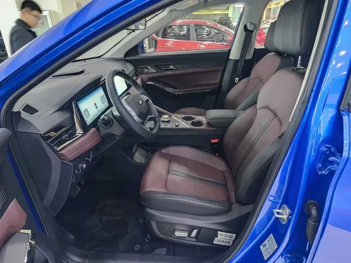 2024 JAC X8 PLUS 1.5T 184HP L4 7DCT,autocango,china used car exporter,china ev exporter,chinese used car exporter,chinese used ev exporter