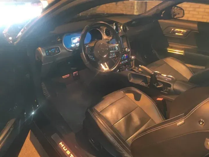 2019 Ford Mustang 2.3T 299HP L4 10AT,autocango,china used car exporter,china ev exporter,chinese used car exporter,chinese used ev exporter