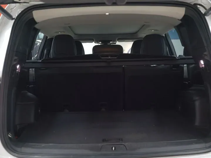 2018 Jeep Commander 2.0T 265HP L4 9AT,autocango,china used car exporter,china ev exporter,chinese used car exporter,chinese used ev exporter