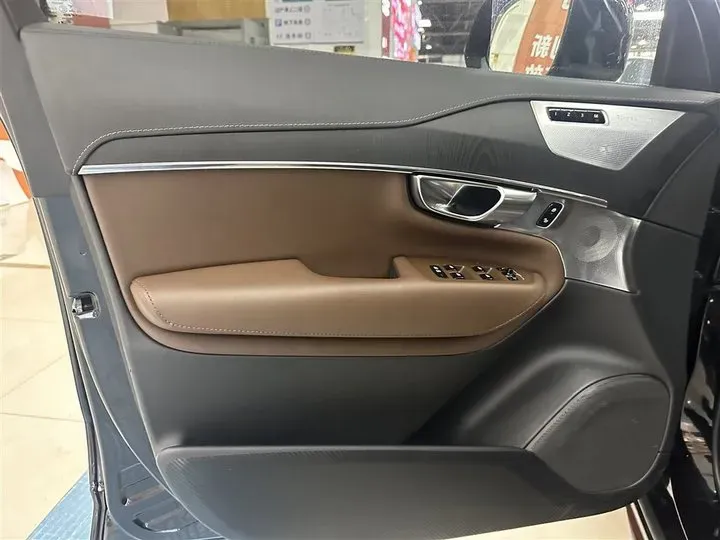 2021 Volvo XC90 2.0T 303HP L4 8AT PHEV 11.6KWH,autocango,china used car exporter,china ev exporter,chinese used car exporter,chinese used ev exporter