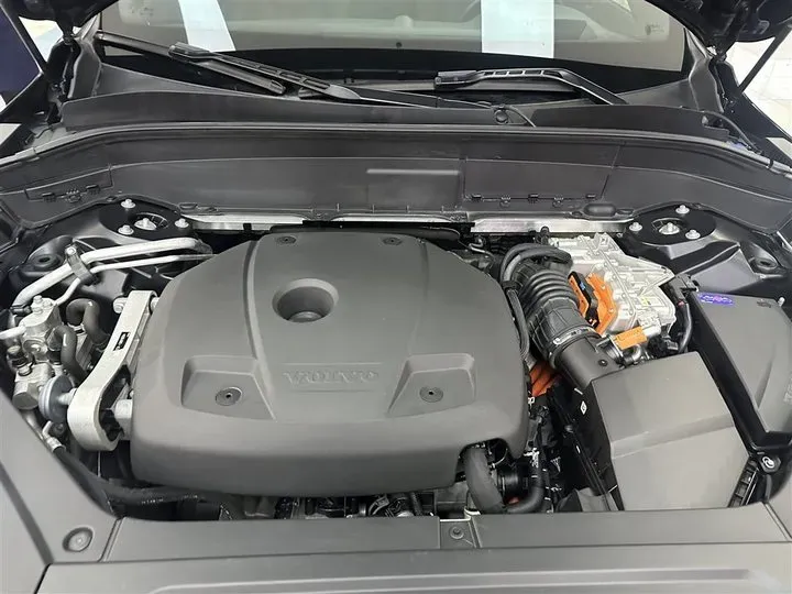 2021 Volvo XC90 2.0T 303HP L4 8AT PHEV 11.6KWH,autocango,china used car exporter,china ev exporter,chinese used car exporter,chinese used ev exporter