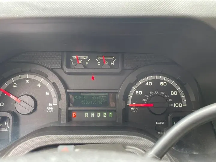 2011 Ford E350 5.4L 258HP V8 5AT,autocango,china used car exporter,china ev exporter,chinese used car exporter,chinese used ev exporter