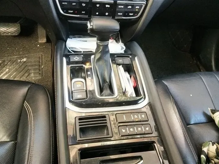 2017 GAC Trumpchi GS8 2.0T 201HP L4 6AT,autocango,china used car exporter,china ev exporter,chinese used car exporter,chinese used ev exporter