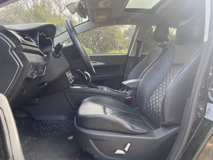 2017 Zotye Z560 1.5T 150HP L4 CVT,autocango,china used car exporter,china ev exporter,chinese used car exporter,chinese used ev exporter