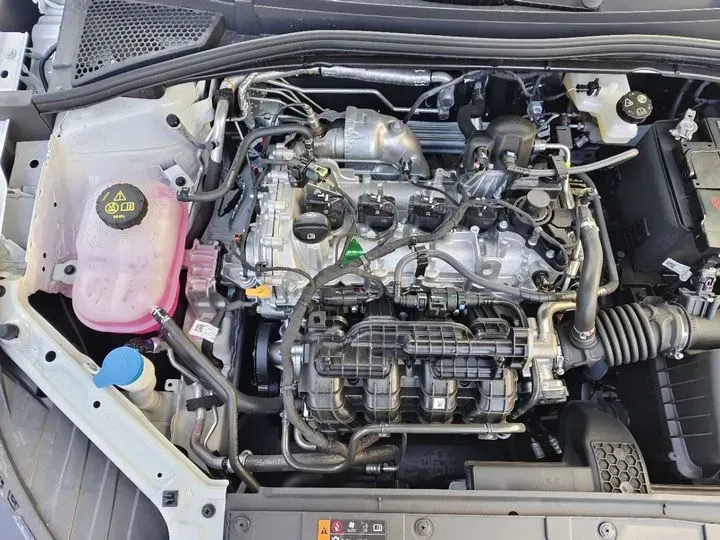 2023 MG 5 1.5L 129HP L4 CVT,autocango,china used car exporter,china ev exporter,chinese used car exporter,chinese used ev exporter