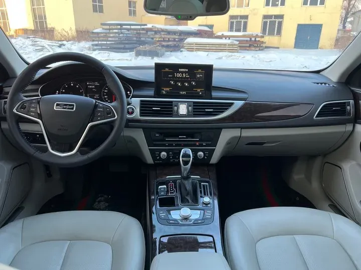 2016 Zotye Z700 1.8T 177HP L4 6DCT,autocango,china used car exporter,china ev exporter,chinese used car exporter,chinese used ev exporter
