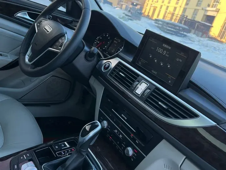 2016 Zotye Z700 1.8T 177HP L4 6DCT,autocango,china used car exporter,china ev exporter,chinese used car exporter,chinese used ev exporter