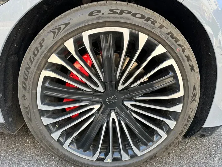 2023 Avatr 12 BEV 94.5KWH,autocango,china used car exporter,china ev exporter,chinese used car exporter,chinese used ev exporter