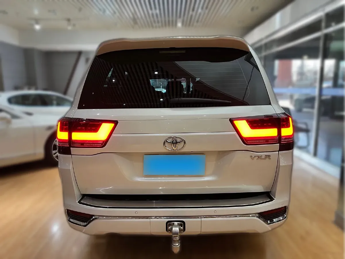 2015 Toyota Land Cruiser 4.0L 275HP V6 5AT,autocango,china used car exporter,china ev exporter,chinese used car exporter,chinese used ev exporter