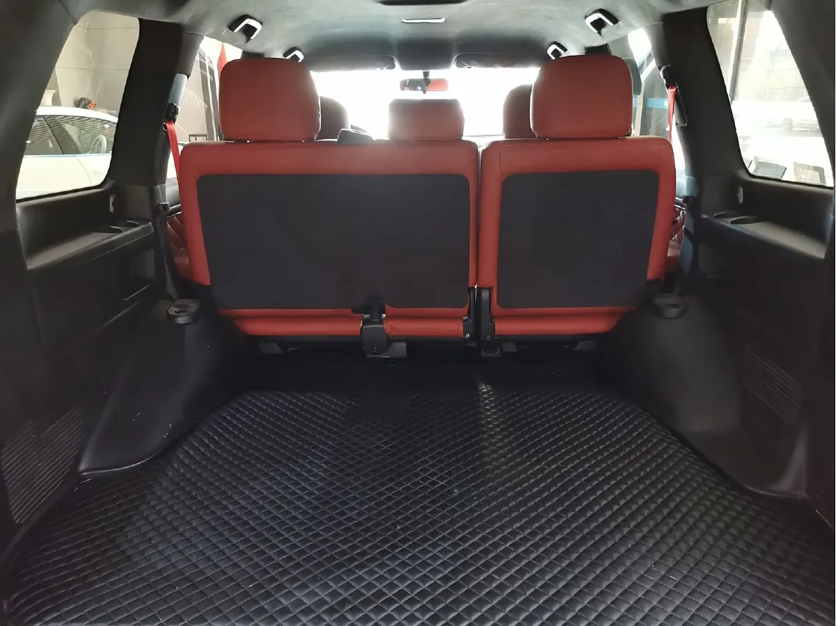 2015 Toyota Land Cruiser 4.0L 275HP V6 5AT,autocango,china used car exporter,china ev exporter,chinese used car exporter,chinese used ev exporter