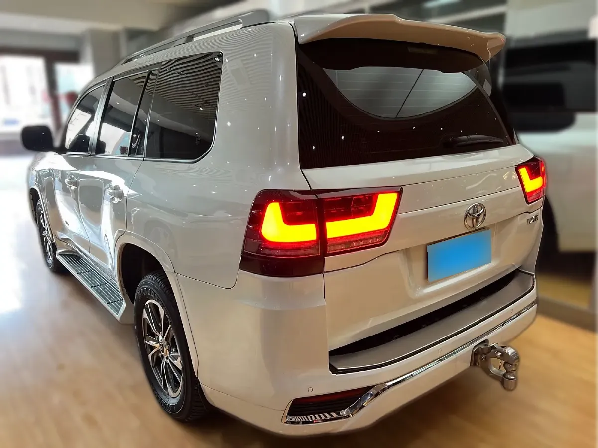 2015 Toyota Land Cruiser 4.0L 275HP V6 5AT,autocango,china used car exporter,china ev exporter,chinese used car exporter,chinese used ev exporter