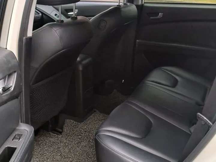 2016 Luxgen 6 SUV 1.8T 180HP L4 6AT,autocango,china used car exporter,china ev exporter,chinese used car exporter,chinese used ev exporter