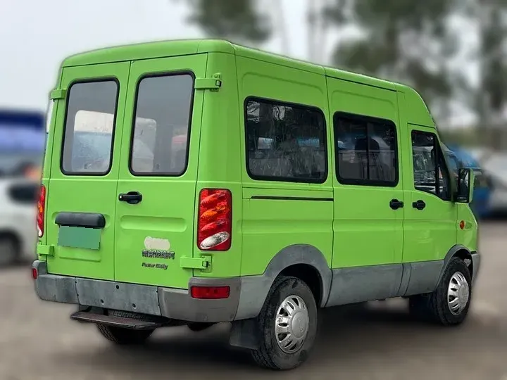2013 Iveco BaoDi 2.5T 122HP L4 5MT,autocango,china used car exporter,china ev exporter,chinese used car exporter,chinese used ev exporter