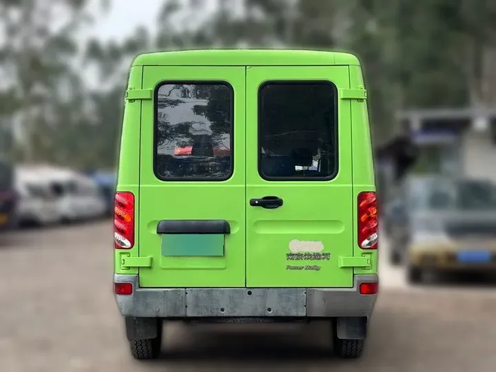 2013 Iveco BaoDi 2.5T 122HP L4 5MT,autocango,china used car exporter,china ev exporter,chinese used car exporter,chinese used ev exporter