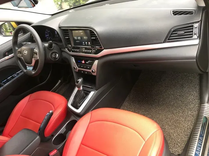 2018 Hyundai Elantra 1.6L 130HP L4 6AT,autocango,china used car exporter,china ev exporter,chinese used car exporter,chinese used ev exporter