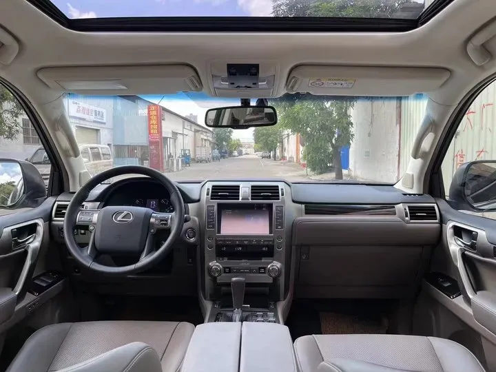 2014 Porsche 918 Spyder 4.6L 608HP V8 7DCT PHEV 6.8KWH,autocango,china used car exporter,china ev exporter,chinese used car exporter,chinese used ev exporter