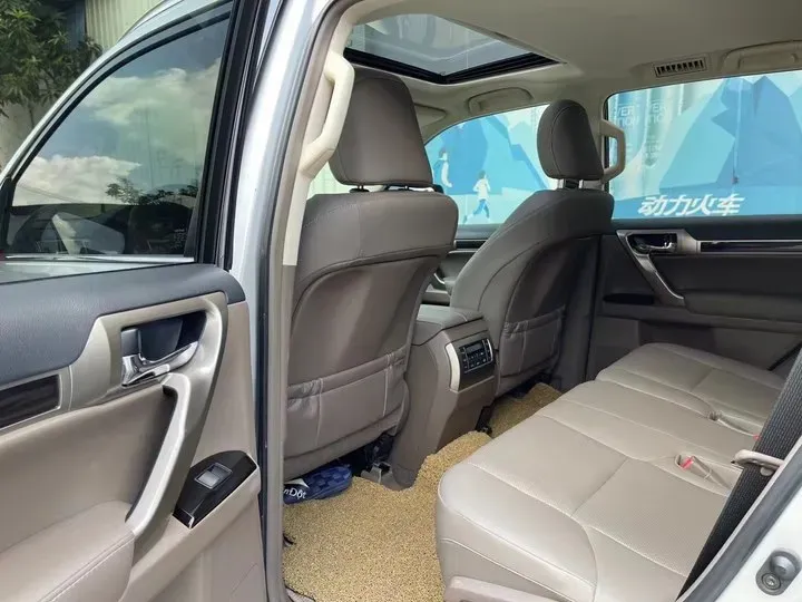 2014 Porsche 918 Spyder 4.6L 608HP V8 7DCT PHEV 6.8KWH,autocango,china used car exporter,china ev exporter,chinese used car exporter,chinese used ev exporter