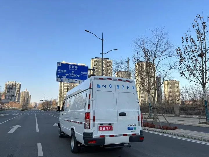 2021 Iveco DeYi 2.5T 122HP L4 5MT,autocango,china used car exporter,china ev exporter,chinese used car exporter,chinese used ev exporter
