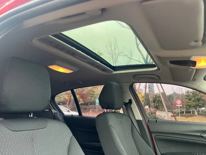 2013 BMW 1 Series 1.6T 136HP L4 8AT,autocango,china used car exporter,china ev exporter,chinese used car exporter,chinese used ev exporter