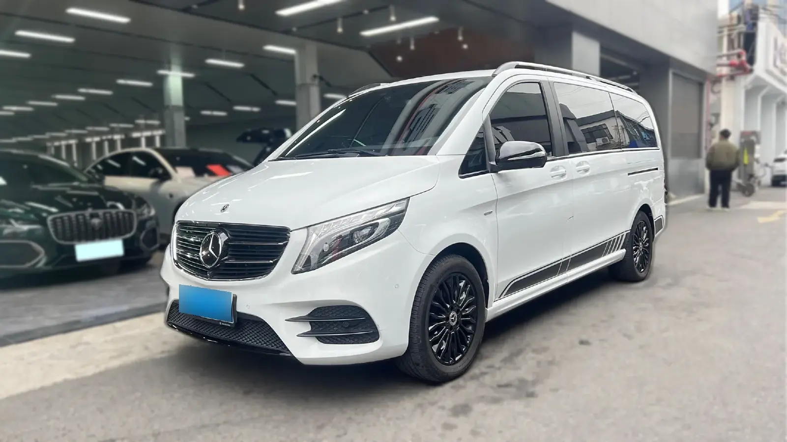 2018 Mercedes-Benz V Class 2.0T 211HP L4 7AT