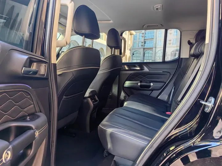 2021 Tank 300 2.0T 227HP L4 8AT,autocango,china used car exporter,china ev exporter,chinese used car exporter,chinese used ev exporter