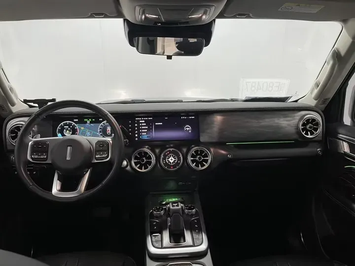 2021 Tank 300 2.0T 227HP L4 8AT,autocango,china used car exporter,china ev exporter,chinese used car exporter,chinese used ev exporter