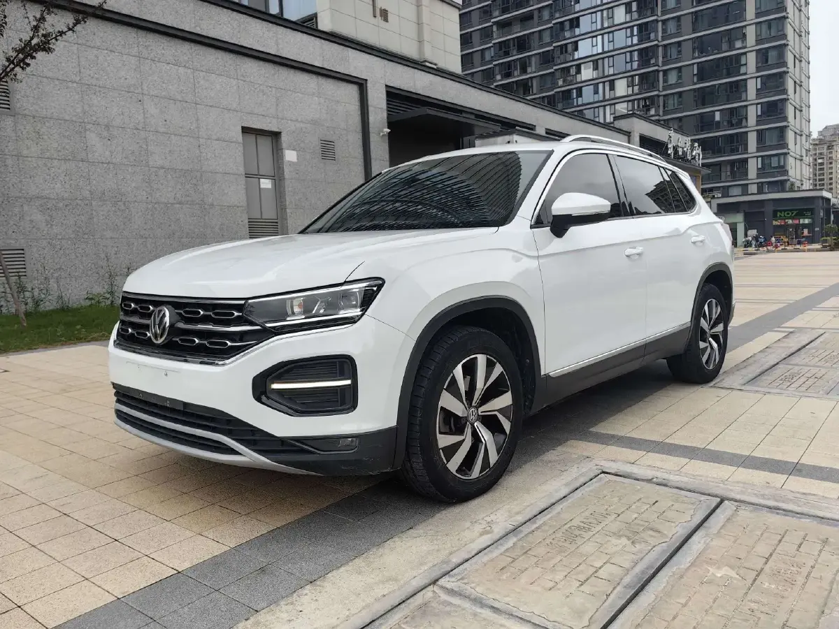 2020 Volkswagen Tayron 2.0T 186HP L4 7DCT