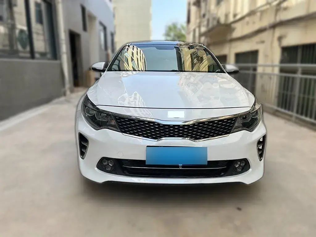 2016 Kia K5 1.6T 180HP L4 7DCT