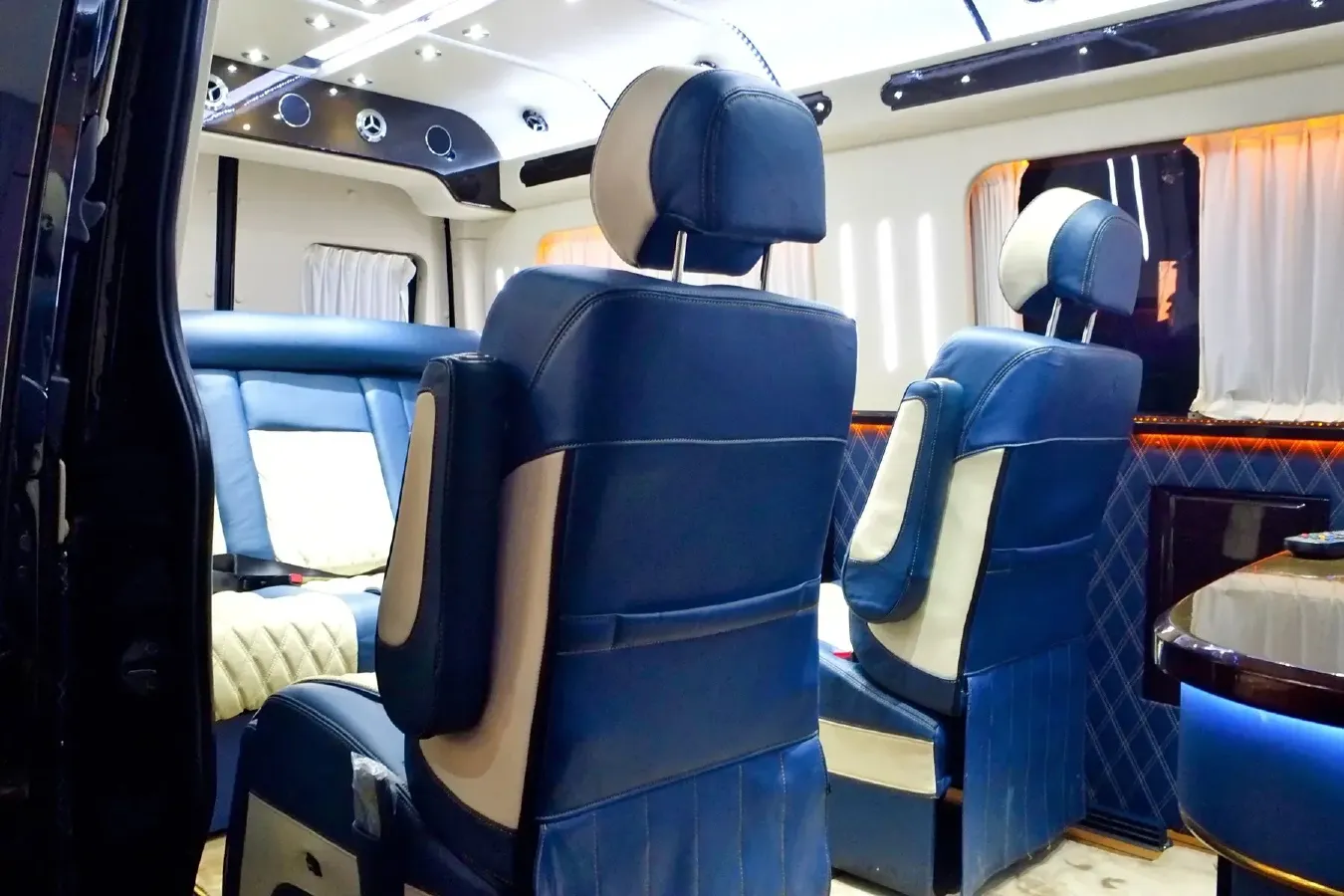 2023 Speed Auto Sprinter 2.0T 190HP L4 7DCT,autocango,china used car exporter,china ev exporter,chinese used car exporter,chinese used ev exporter