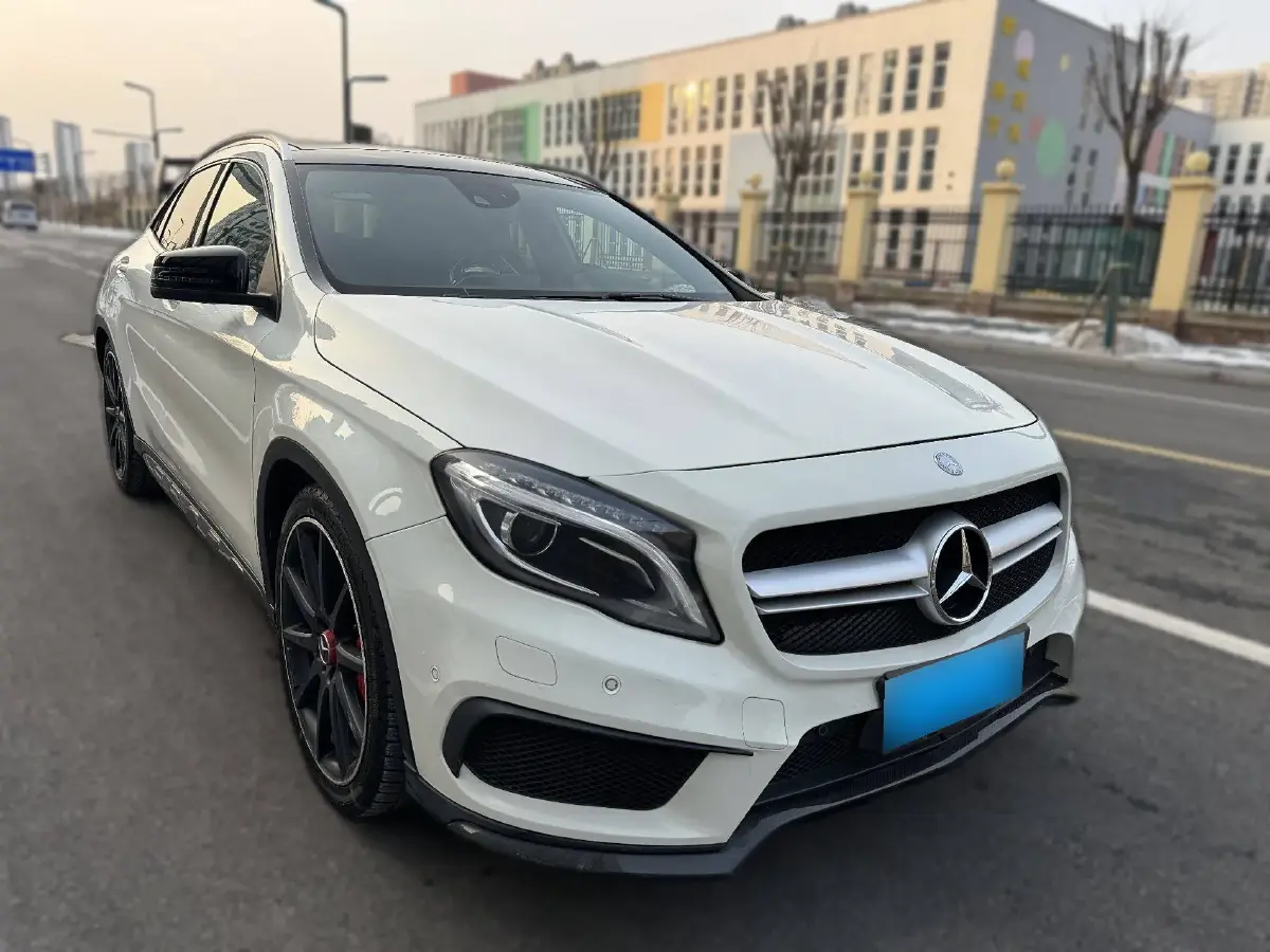 2015 Mercedes-Benz GLA AMG 2.0T 360HP L4 7DCT