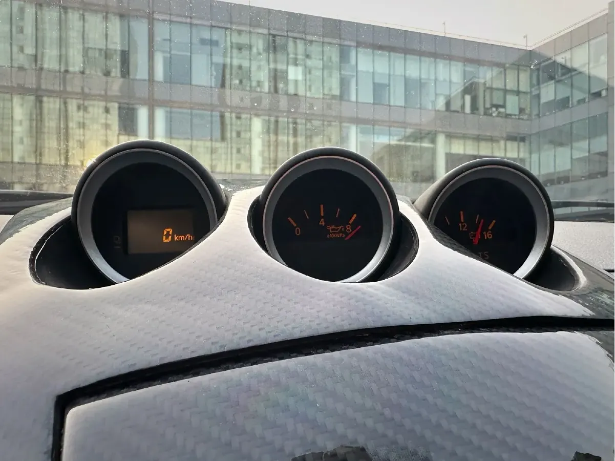 2004 Nissan 350Z 3.5L 280HP V6 5AT,autocango,china used car exporter,china ev exporter,chinese used car exporter,chinese used ev exporter