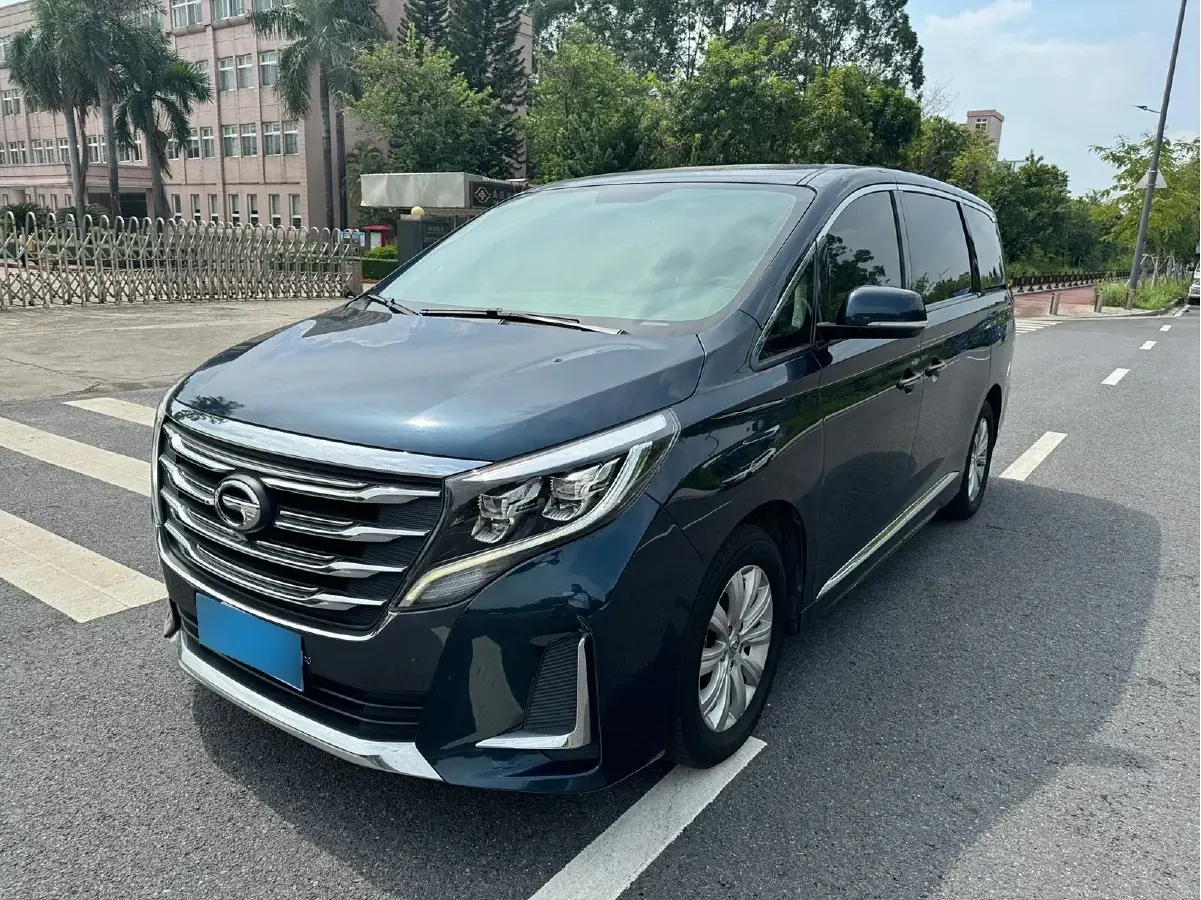 2020 GAC Trumpchi M8 2.0T 252HP L4 8AT