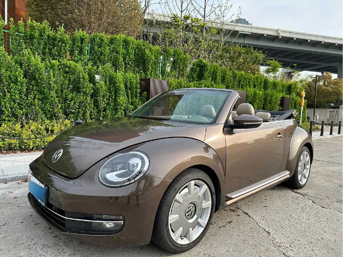 2015 Volkswagen Beetle 1.2T 105HP L4 7DCT