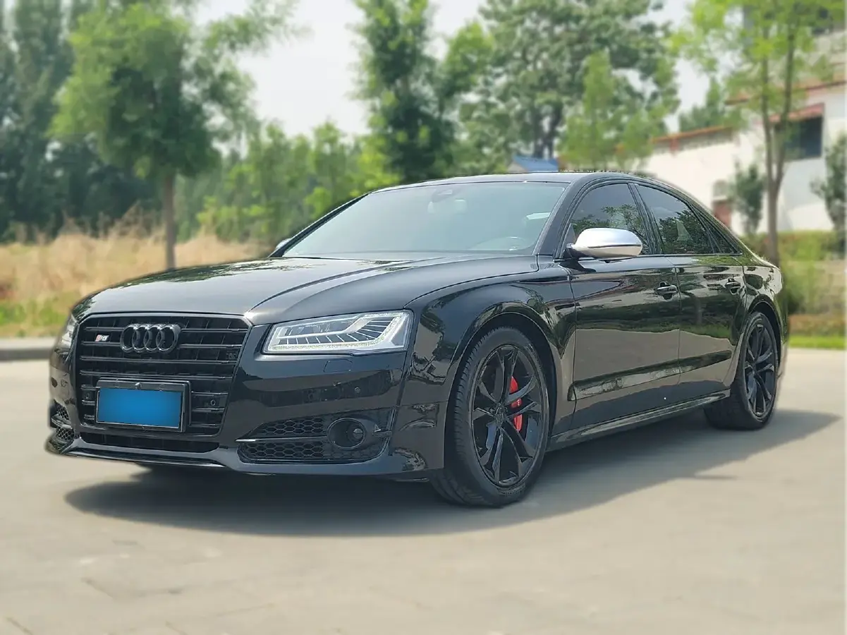 2013 Audi S8 4.0T 520HP V8 8AT
