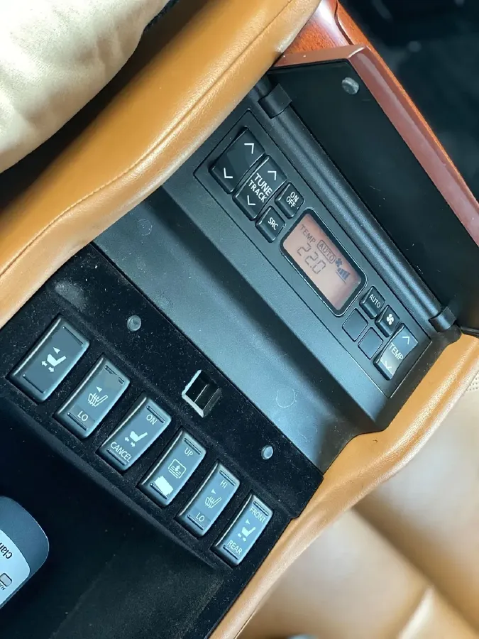 2005 Nissan Fuga 3.5L 280HP V6 5AT,autocango,china used car exporter,china ev exporter,chinese used car exporter,chinese used ev exporter