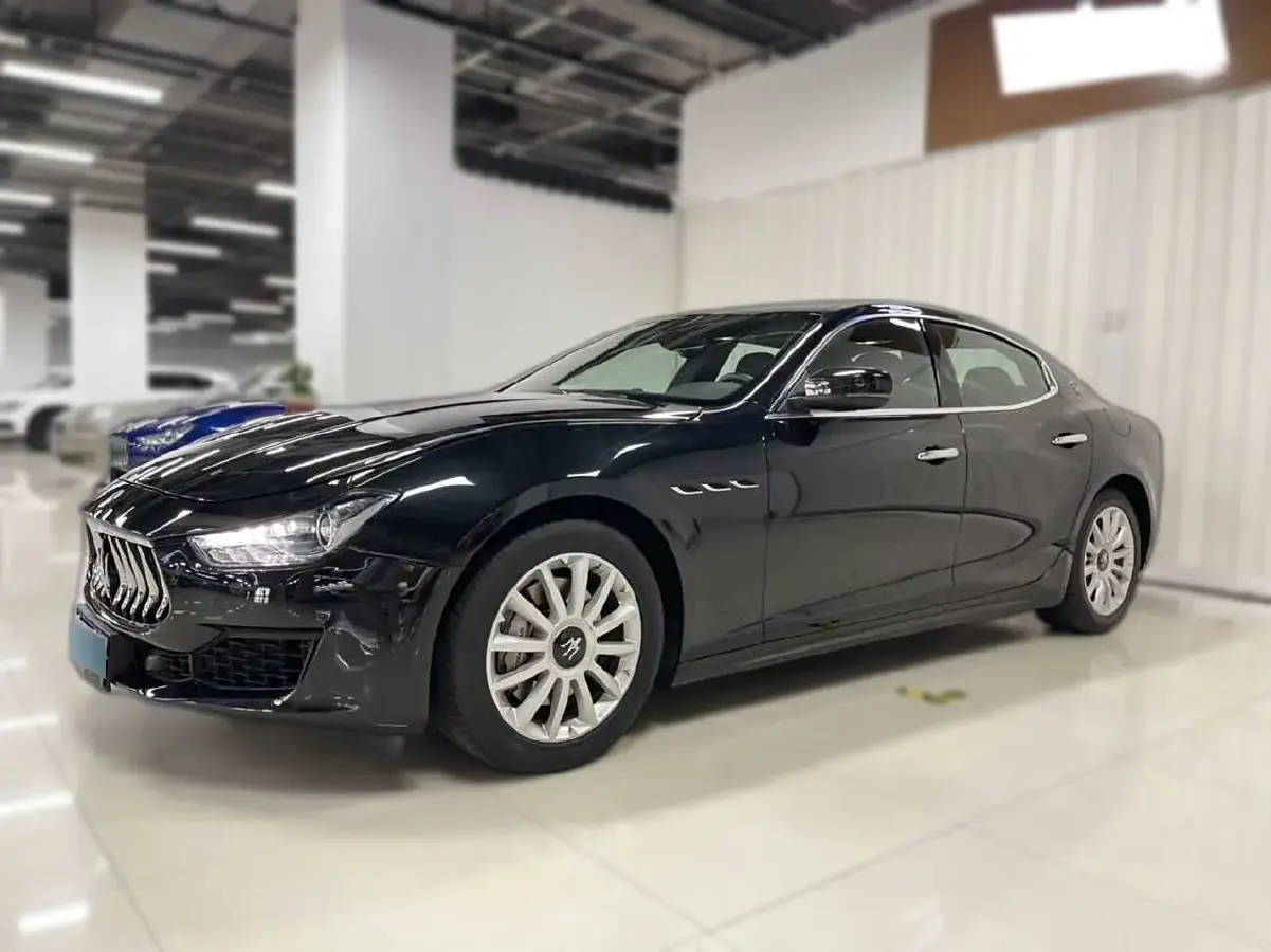 2018 Maserati Ghibli 3.0T 350HP V6 8AT