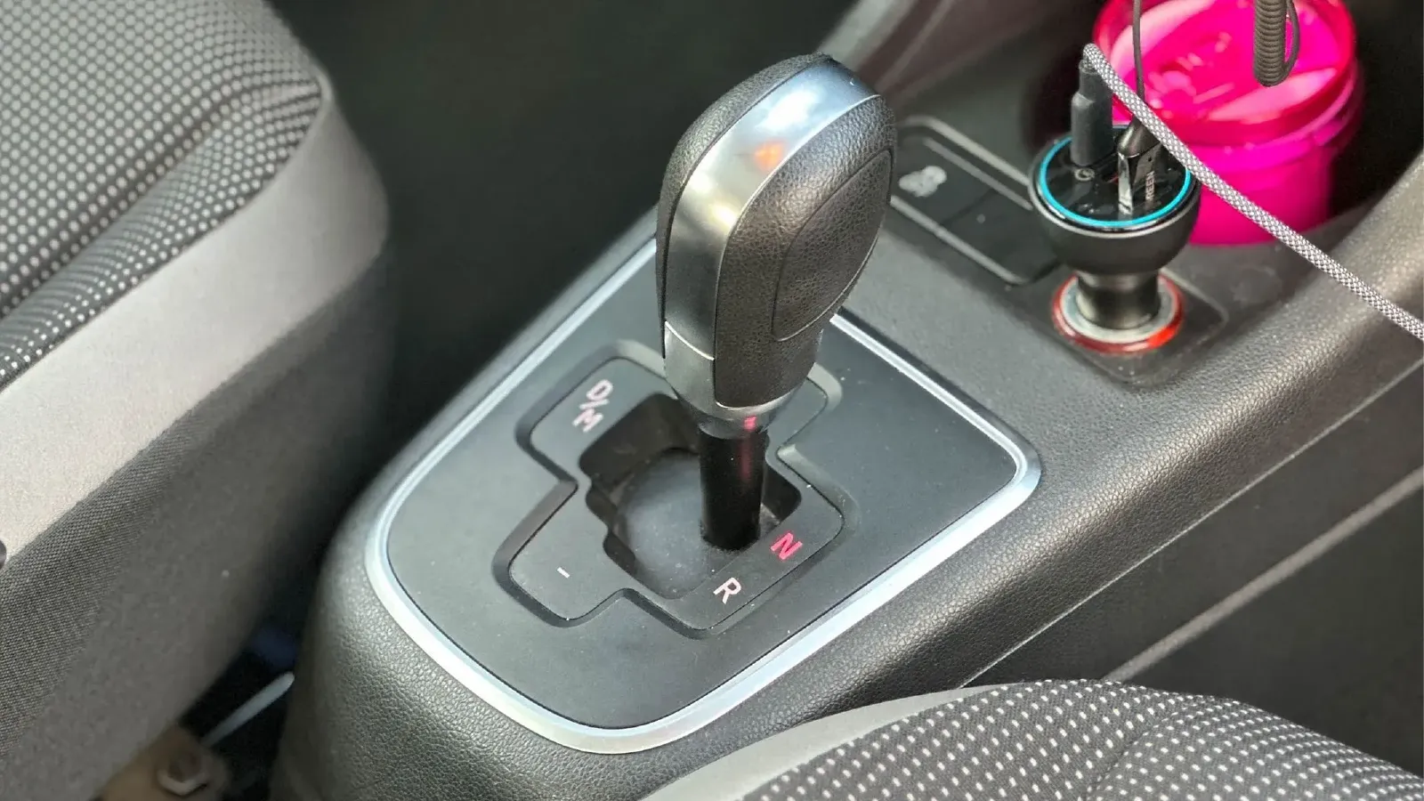 2015 Volkswagen up! 1.0L 75HP L3 5AMT,autocango,china used car exporter,china ev exporter,chinese used car exporter,chinese used ev exporter