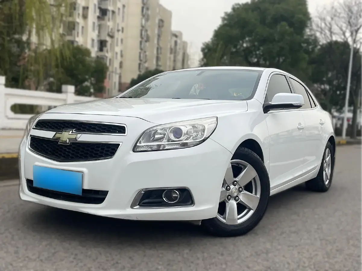 2013 Chevrolet Malibu 2.0L 154HP L4 6AT
