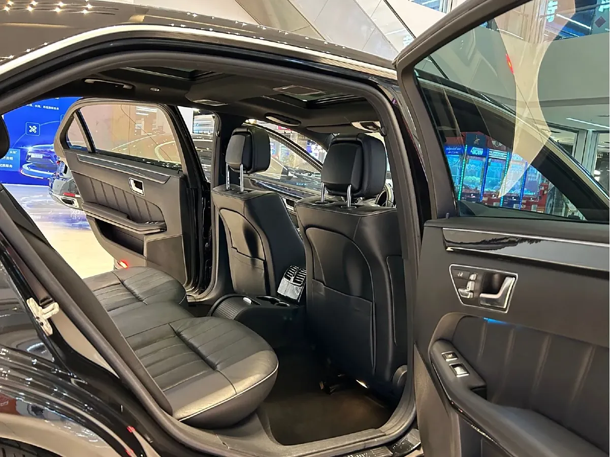 2015 Mercedes-Benz E Class 2.0T 211HP L4 7AT,autocango,china used car exporter,china ev exporter,chinese used car exporter,chinese used ev exporter