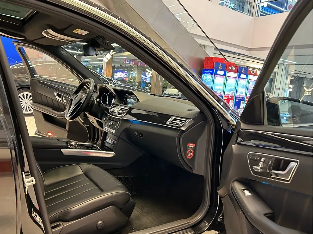 2015 Mercedes-Benz E Class 2.0T 211HP L4 7AT,autocango,china used car exporter,china ev exporter,chinese used car exporter,chinese used ev exporter